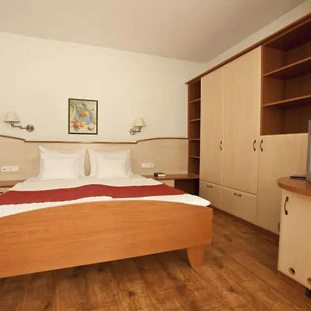 Makar Sport & Wellness 호텔 4*
