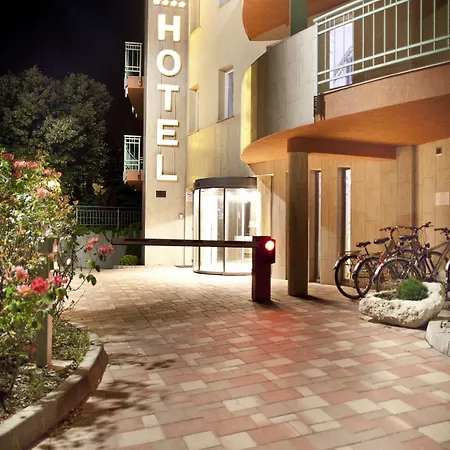 Makar Sport&wellness Pécs