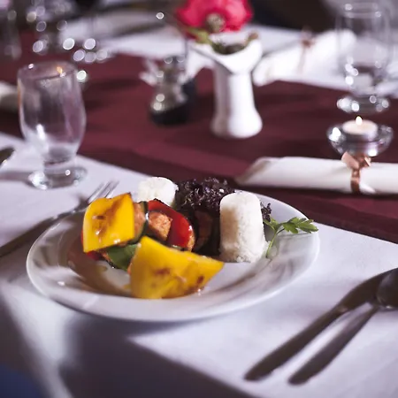 Makar Sport&wellness Hotell 4*