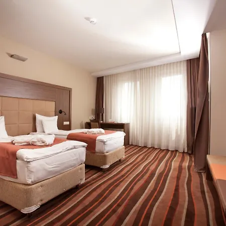 Makar Sport & Wellness 4* Pécs