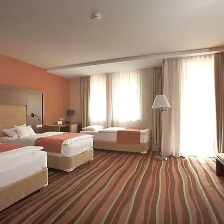 Makar Sport & Wellness 4*