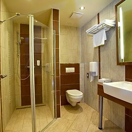 Ξενοδοχείο Makar Sport & Wellness 4*