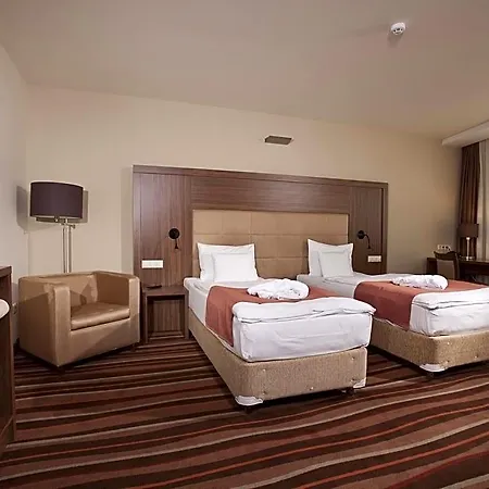 Ξενοδοχείο Makar Sport & Wellness 4*