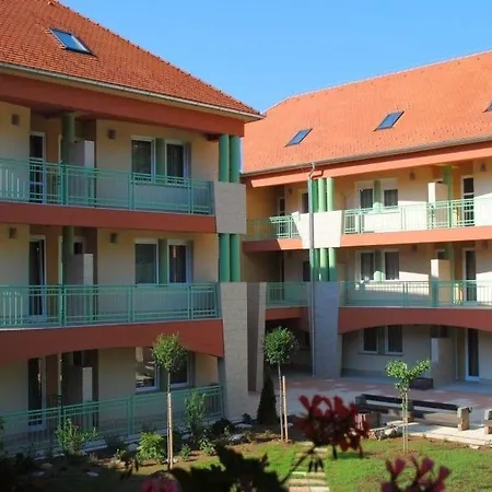Otel Makar Sport & Wellness 4*