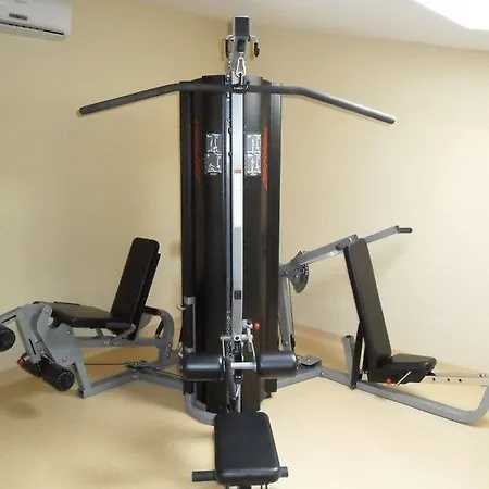 Makar Sport & Wellness Pecs