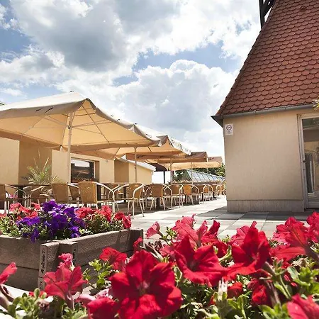 Hotel Makar Sport & Wellness 4*