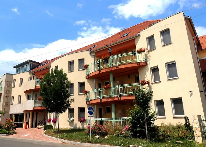 Makar Sport & Wellness Hotel