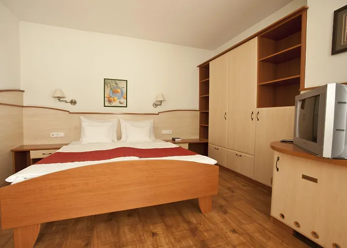 Makar Sport & Wellness Hotel 4*