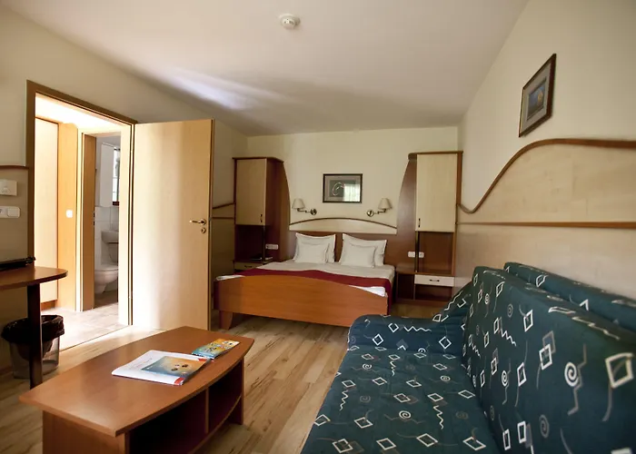 Makar Sport & Wellness 4*