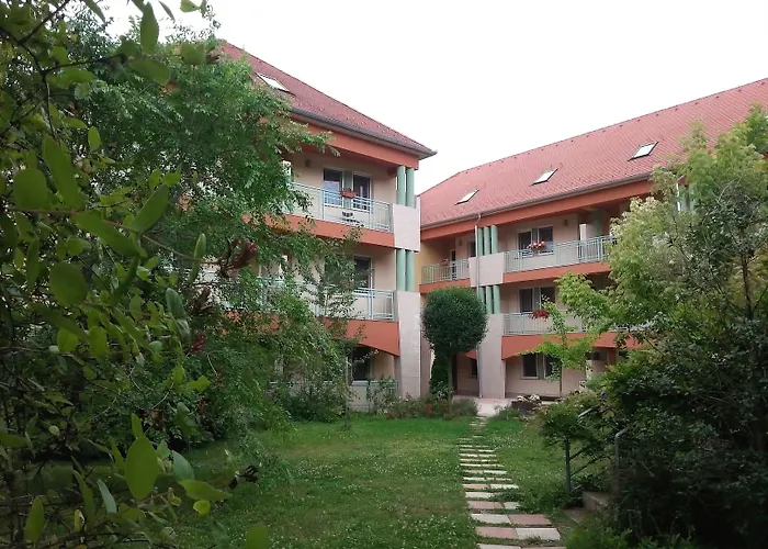 Makar Sport & Wellness 4* Beci