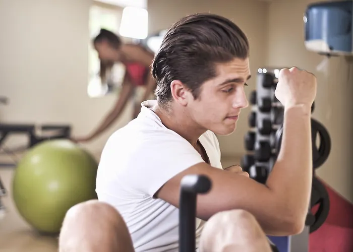 Makar Sport & Wellness 4* Pětikostelí