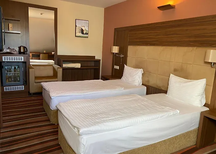 Hotel Makar Sport & Wellness 4*