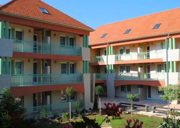 Hotel Makar Sport & Wellness 4*