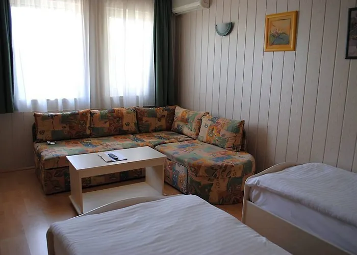 Hotel Makar Sport & Wellness 4*